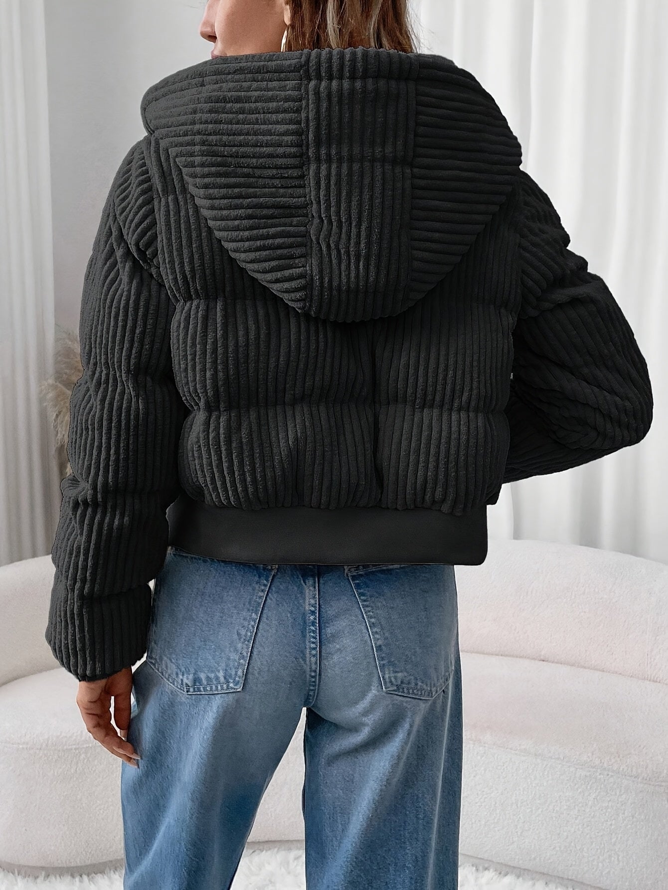 Jacket Women Padded Cropped Hooded Jacket with Zip Closure