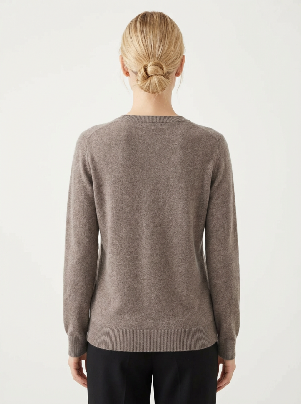 Classic Round‑Neck Sweater Women Regular Fit
