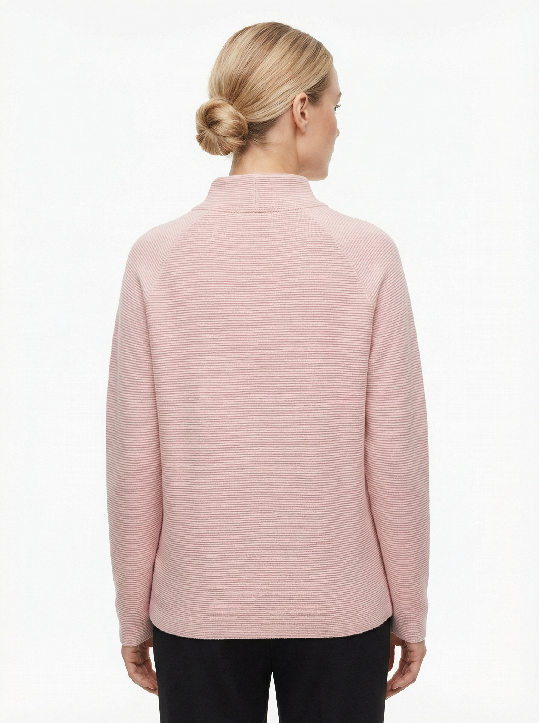 Sweater Women V‑Neck Zip Front Classic Silhouette