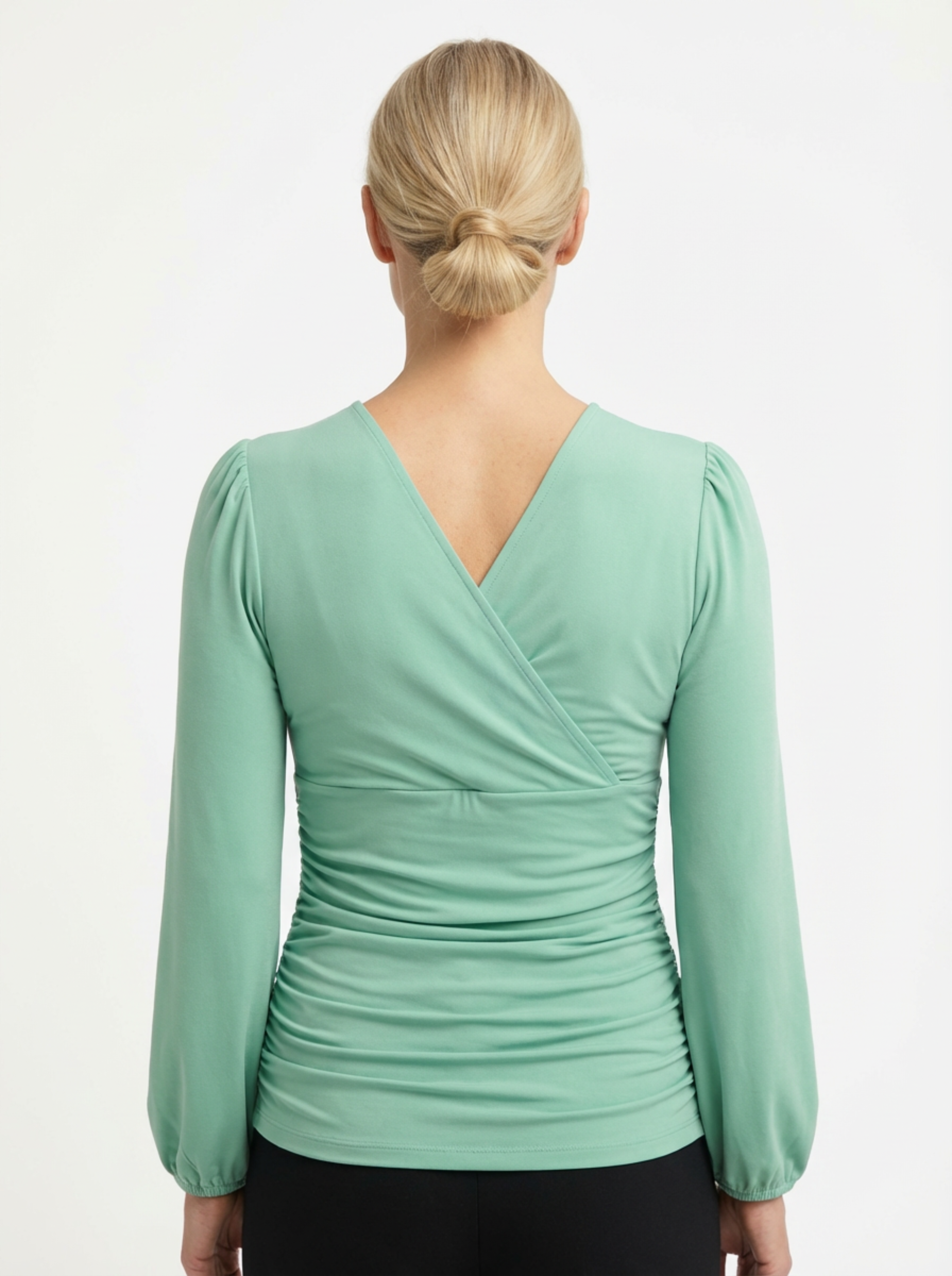 V‑Neck Top for Women with Classic Cut & Long Sleeves