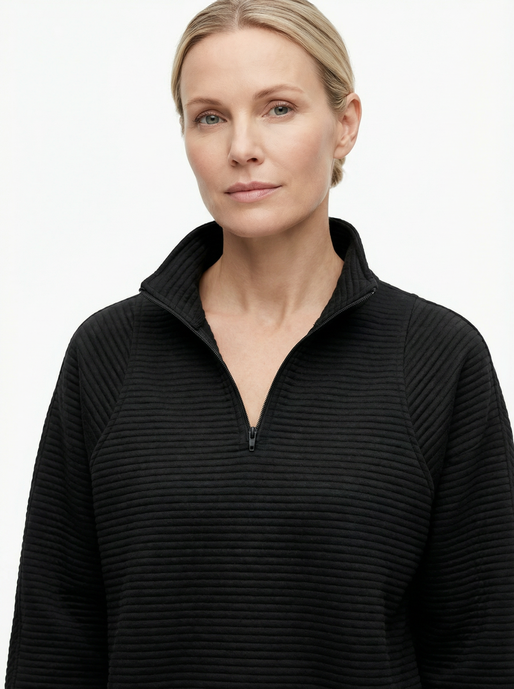 Sweater Women V‑Neck Zip Front Classic Silhouette