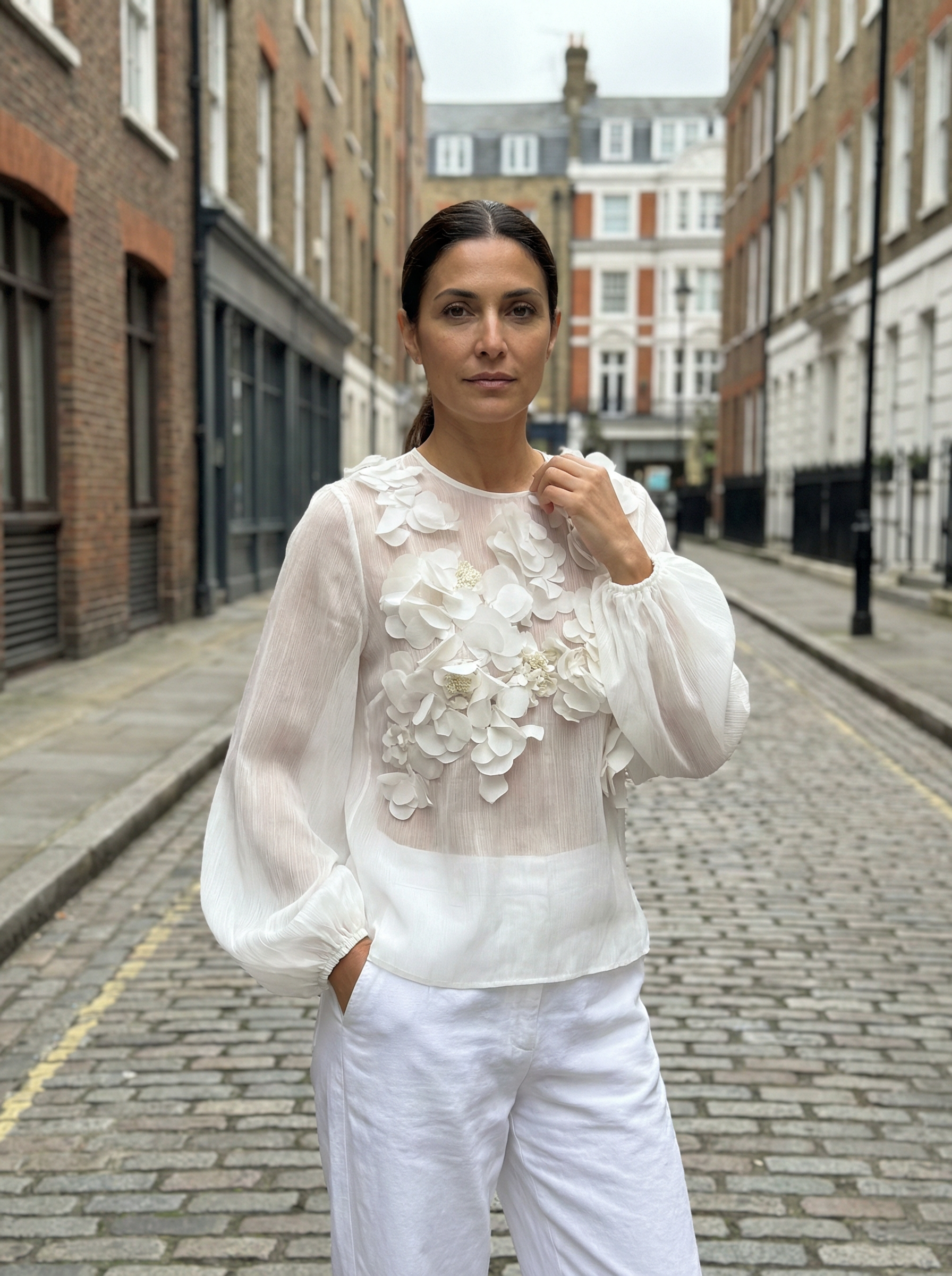 Top Women 3D Floral Detail Relaxed Silhouette