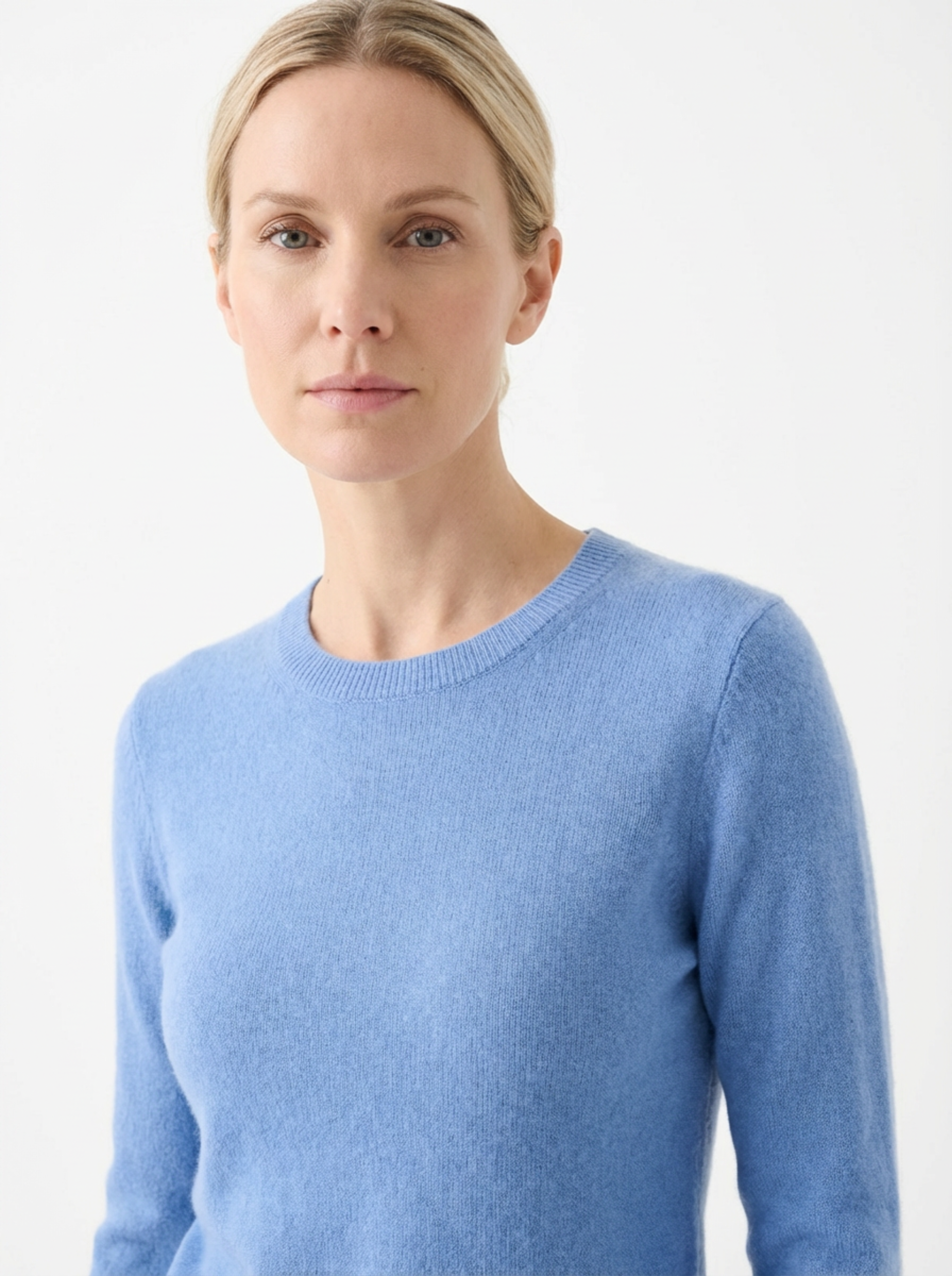 Classic Round‑Neck Sweater Women Regular Fit