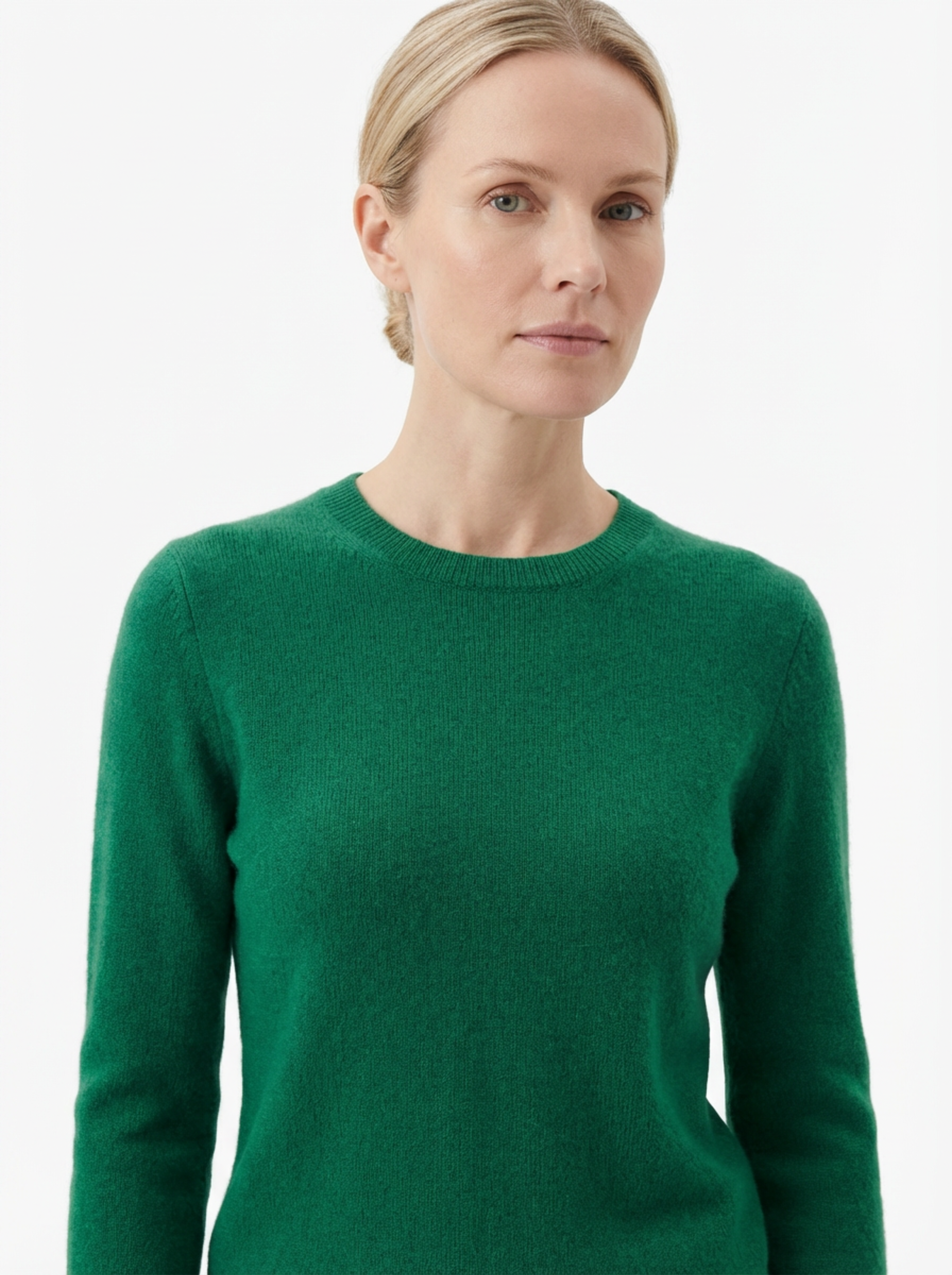 Classic Round‑Neck Sweater Women Regular Fit